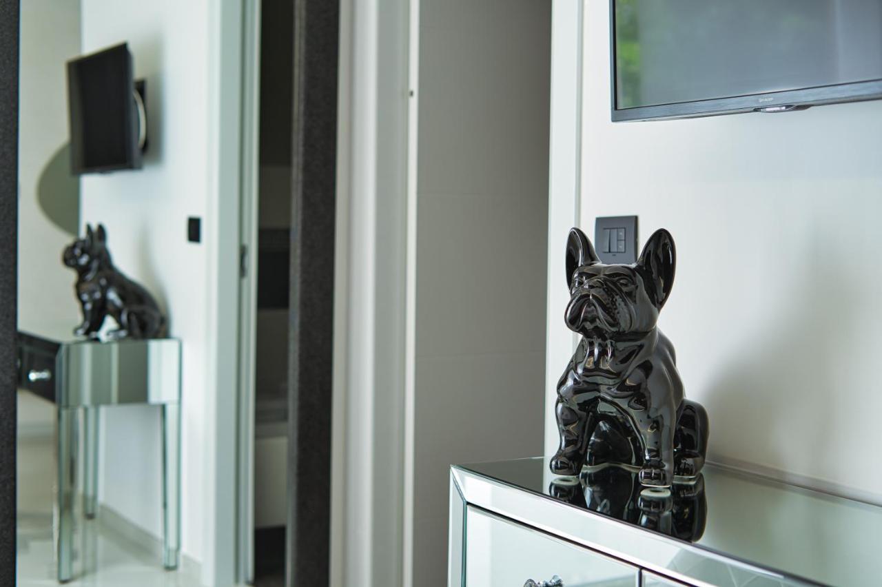 Distinto Suite & Rooms レッチェ エクステリア 写真