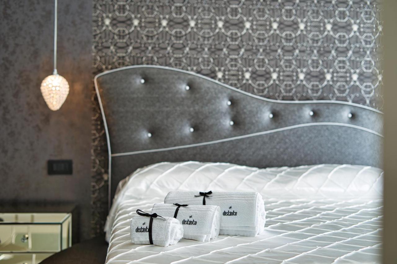 Distinto Suite & Rooms レッチェ エクステリア 写真